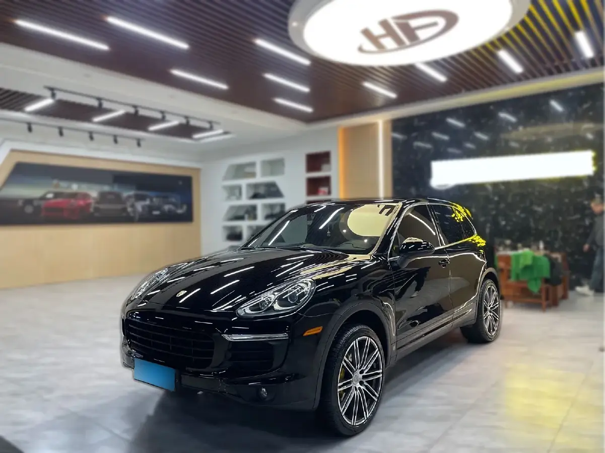 2016 Porsche Cayenne 3.6T 420HP V6 8AT