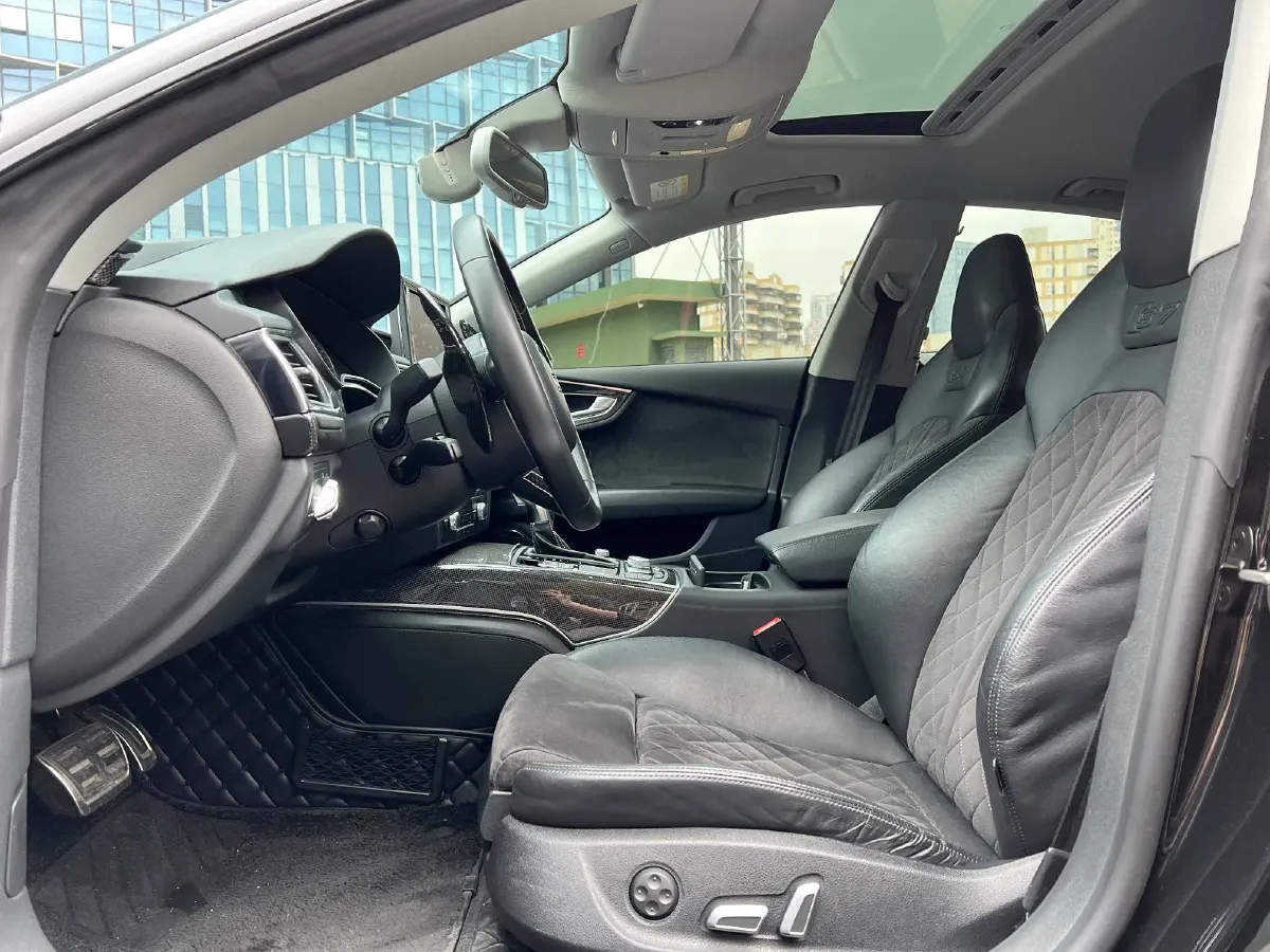 2018 Audi S7 4.0T 450HP V8 7DCT,autocango,china used car exporter,china ev exporter,chinese used car exporter,chinese used ev exporter