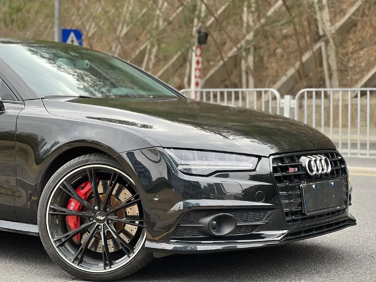 2018 Audi S7 4.0T 450HP V8 7DCT,autocango,china used car exporter,china ev exporter,chinese used car exporter,chinese used ev exporter