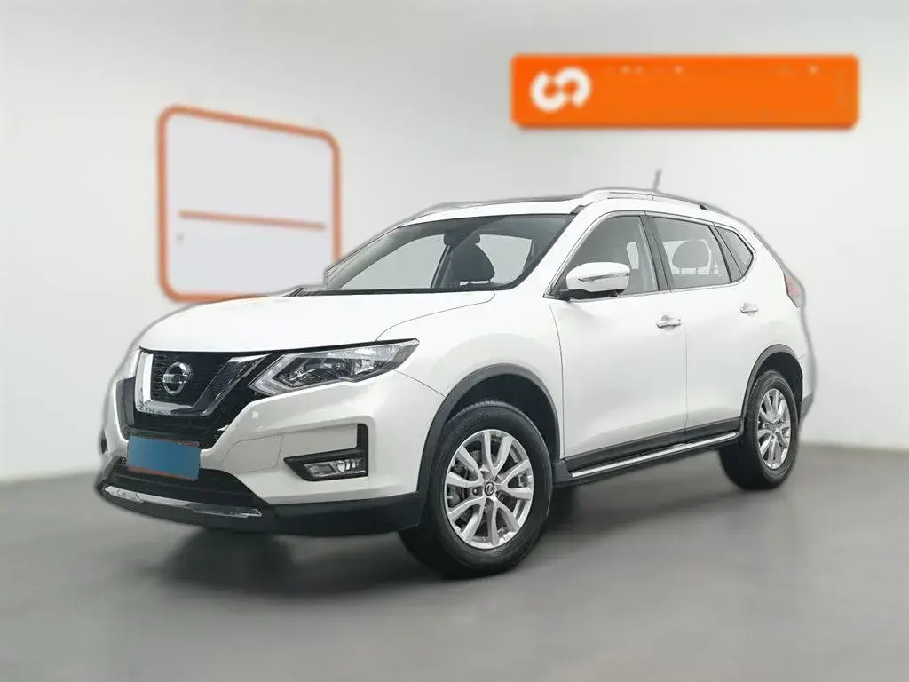 2017 Nissan X-Trail 2.0L 150HP L4 CVT