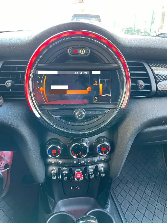 2020 MINI JCW 2.0T 231HP L4 8AT,autocango,china used car exporter,china ev exporter,chinese used car exporter,chinese used ev exporter