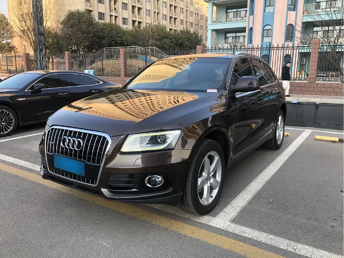 2015 Audi Q5 2.0T 224HP L4 8AT