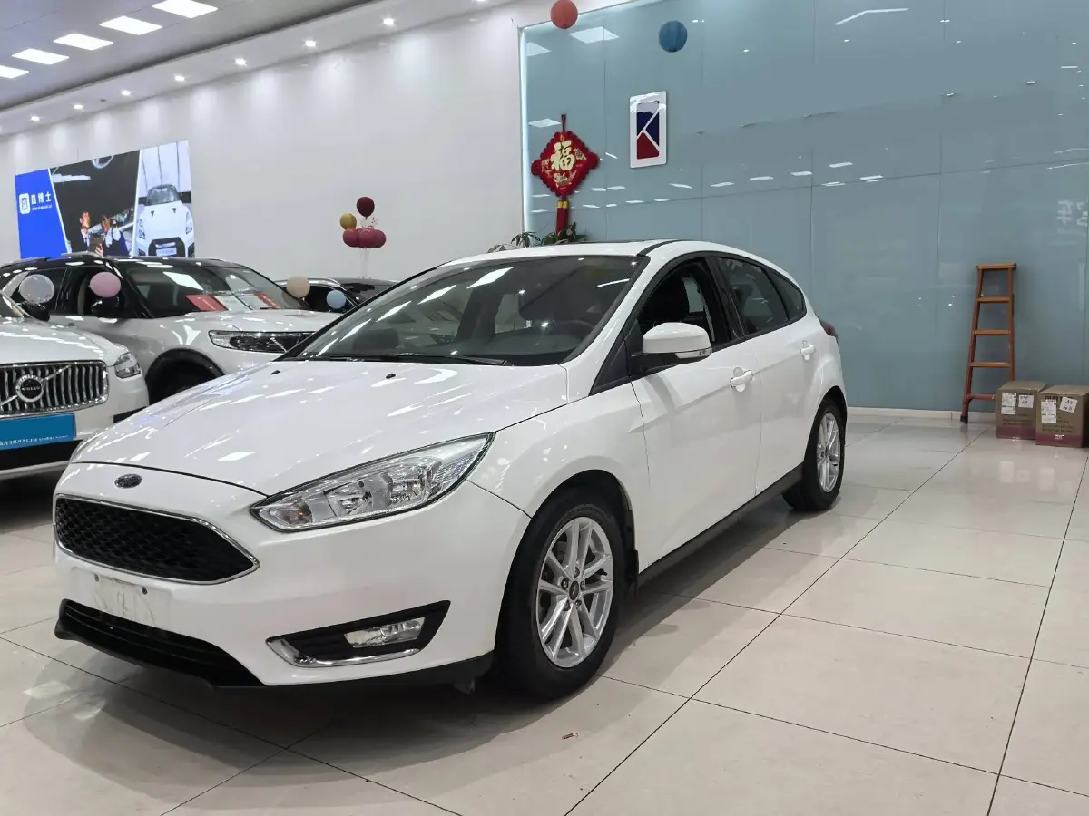 2017 Ford Focus 1.6L 125HP L4 6DCT