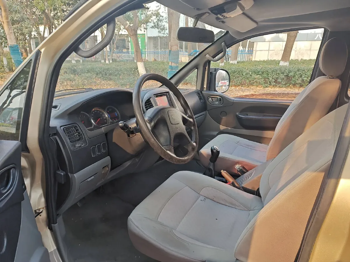 2014 DongFeng Forthing LingZhi 2.0L 112HP L4 5MT,autocango,china used car exporter,china ev exporter,chinese used car exporter,chinese used ev exporter