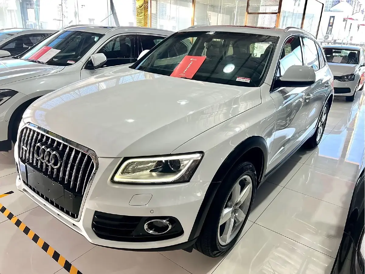 2015 Audi Q5 2.0T 224HP L4 8AT