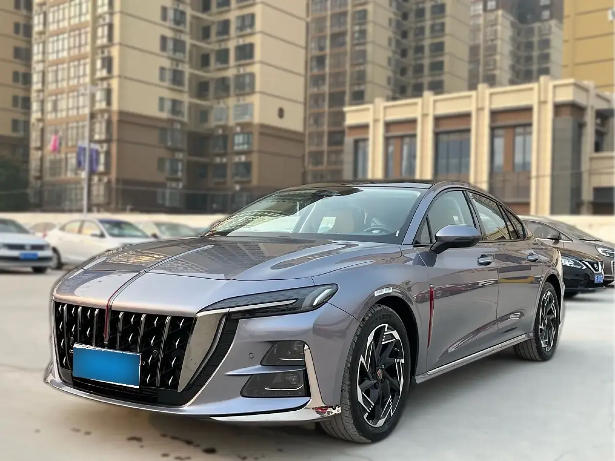 2023 HongQi H6 2.0T 252HP L4 8AT 2023 HongQi H6 2.0T 252HP L4 8AT