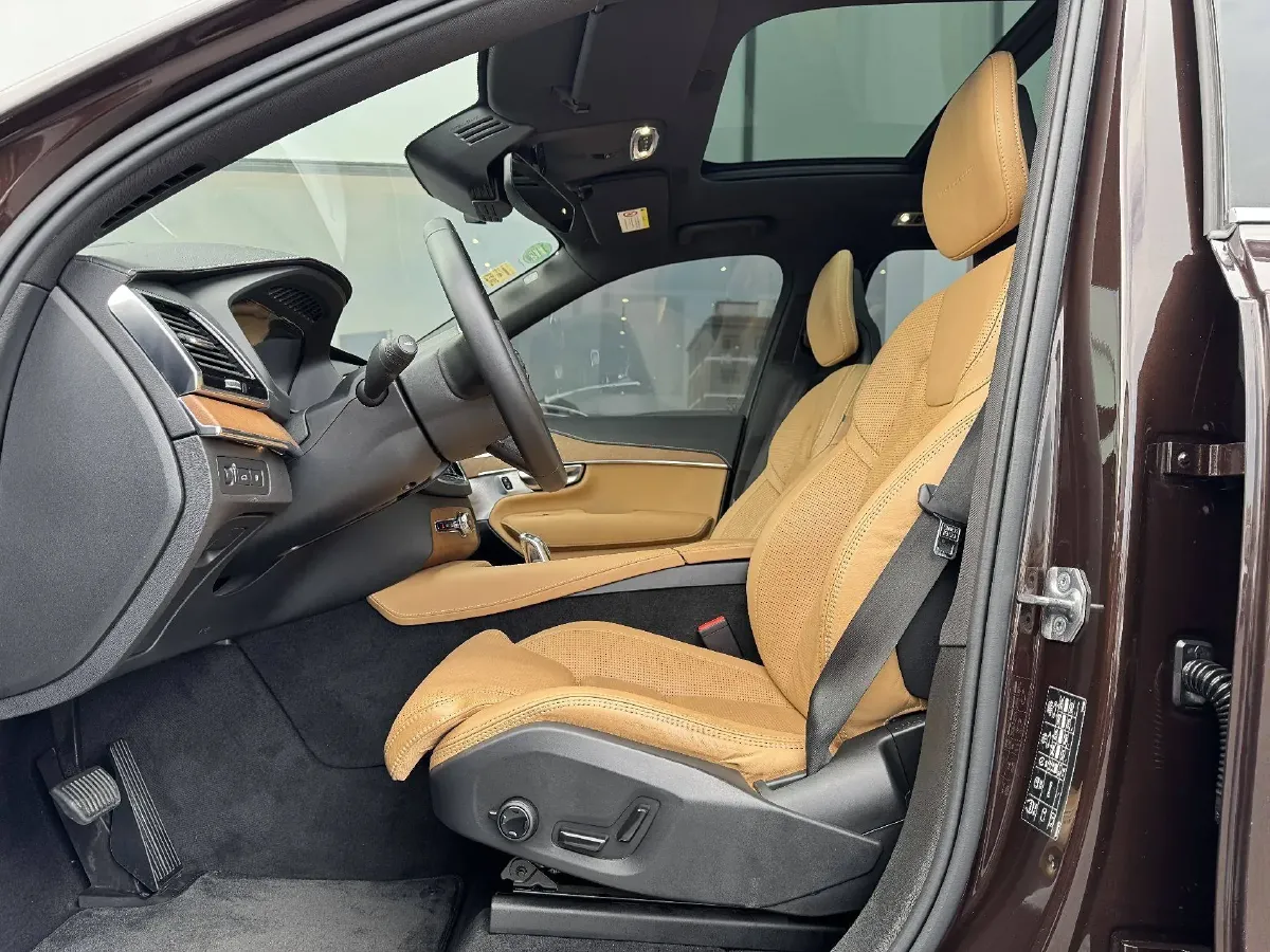 2018 Volvo XC90 PHEV 2.0T 320HP L4 8AT PHEV 10.4KWH,autocango,china used car exporter,china ev exporter,chinese used car exporter,chinese used ev exporter