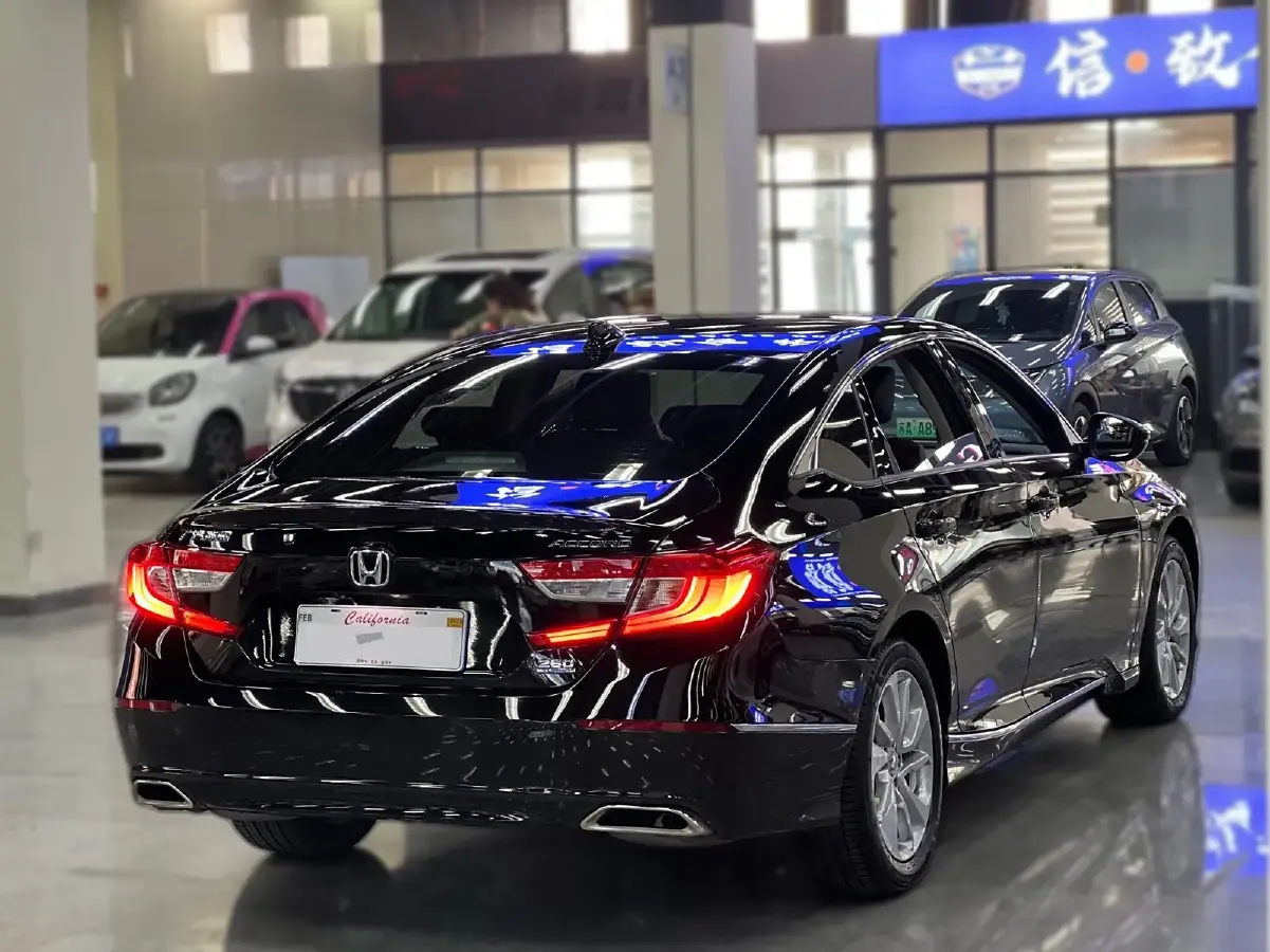 2018 Honda Accord 1.5T 194HP L4 CVT,autocango,china used car exporter,china ev exporter,chinese used car exporter,chinese used ev exporter