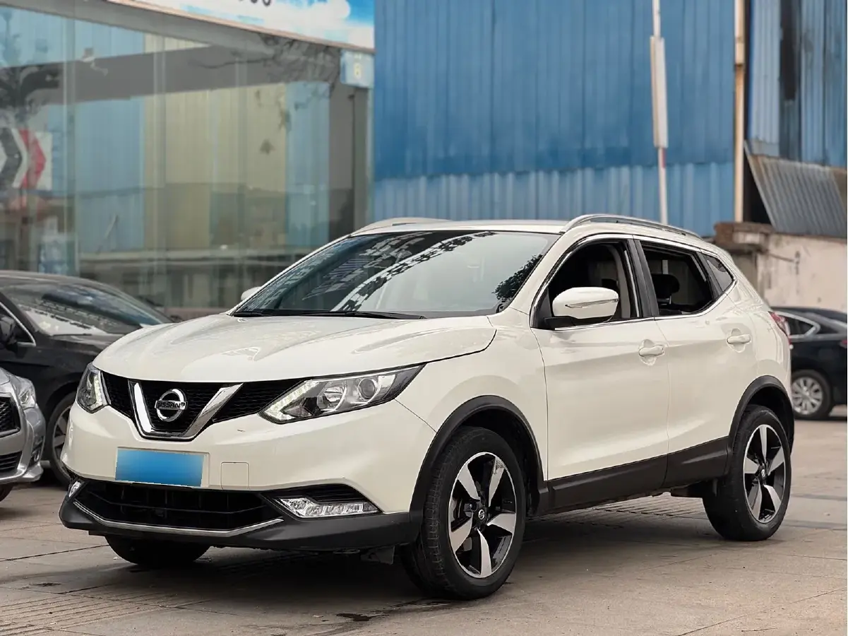 2017 Nissan Qashqai 2.0L 150HP L4 CVT