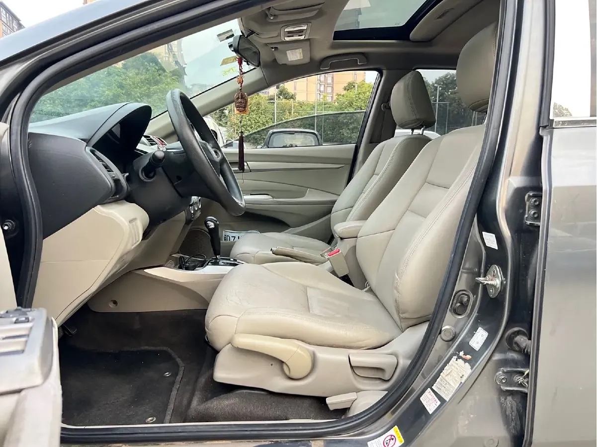 2011 Honda City Classic 1.5L 120HP L4 5AT,autocango,china used car exporter,china ev exporter,chinese used car exporter,chinese used ev exporter