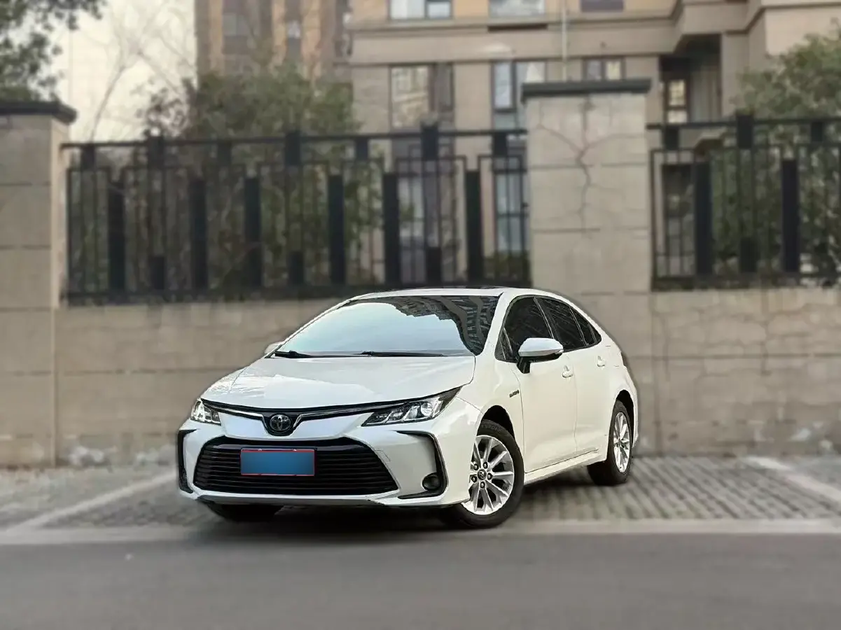 2019 Toyota Corolla 1.8L 98HP L4 E-CVT Hybrid