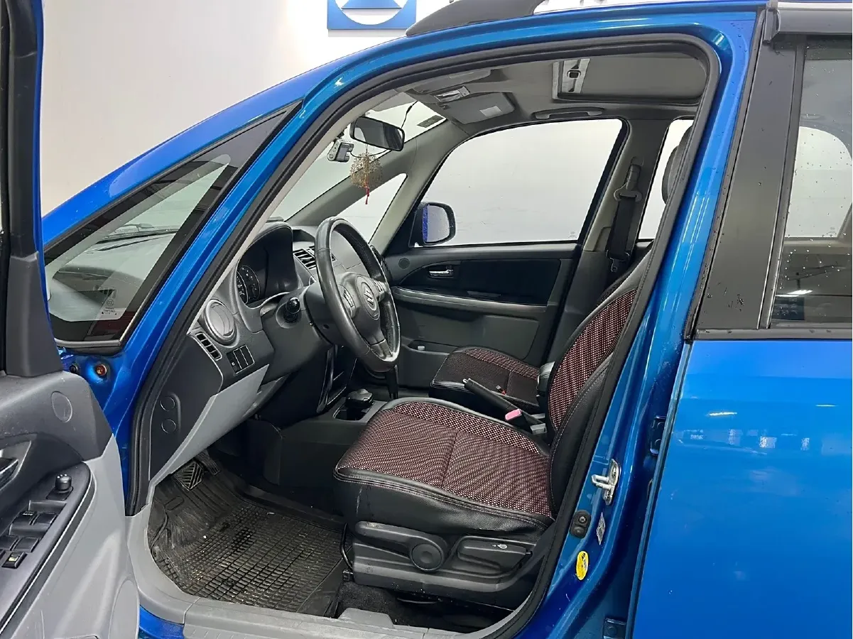 2010 Suzuki SX4 1.6L 109HP L4 4AT,autocango,china used car exporter,china ev exporter,chinese used car exporter,chinese used ev exporter