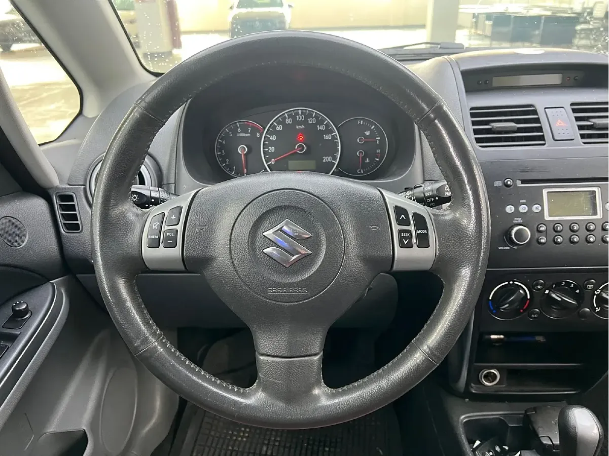 2010 Suzuki SX4 1.6L 109HP L4 4AT,autocango,china used car exporter,china ev exporter,chinese used car exporter,chinese used ev exporter