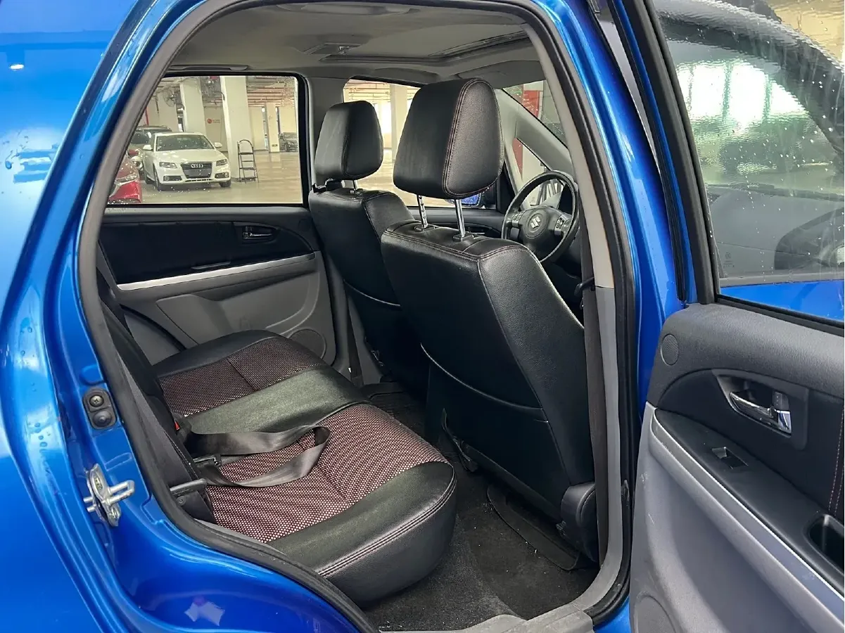 2010 Suzuki SX4 1.6L 109HP L4 4AT,autocango,china used car exporter,china ev exporter,chinese used car exporter,chinese used ev exporter