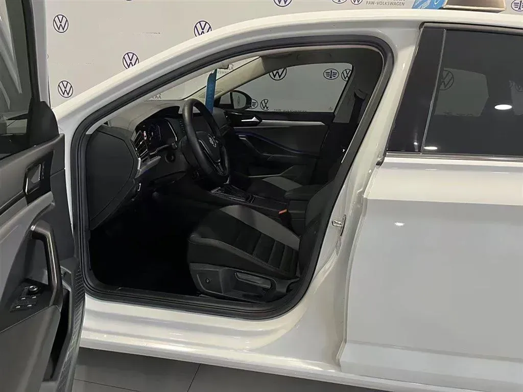 2022 Volkswagen Sagitar 1.4T 150HP L4 7DCT,autocango,china used car exporter,china ev exporter,chinese used car exporter,chinese used ev exporter