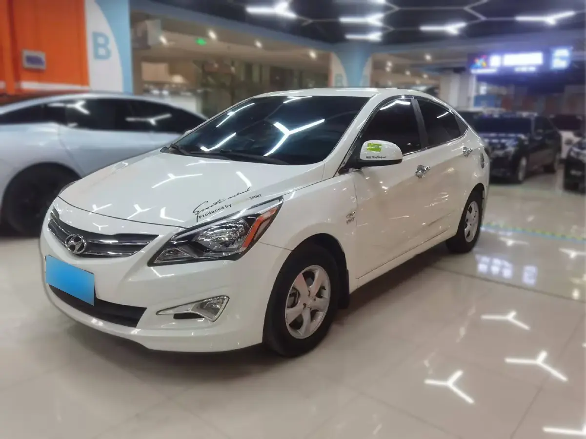 2016 Hyundai Reina 1.4L 107HP L4 4AT