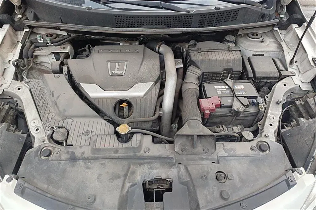 2015 Luxgen 6 SUV 1.8T 180HP L4 6AT,autocango,china used car exporter,china ev exporter,chinese used car exporter,chinese used ev exporter