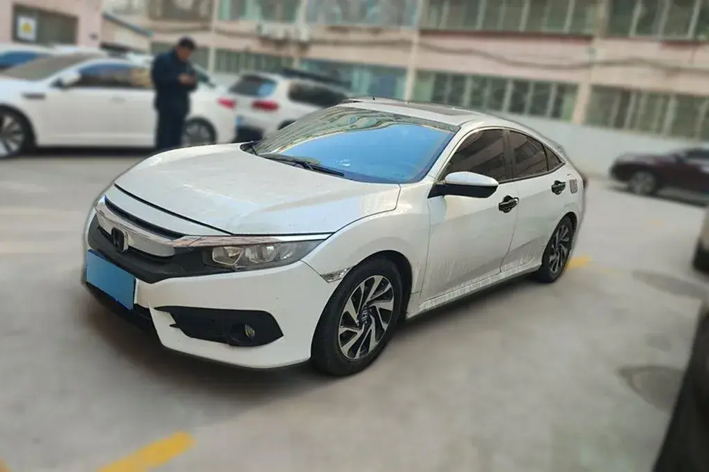 2016 Honda Civic 1.5T 177HP L4 CVT