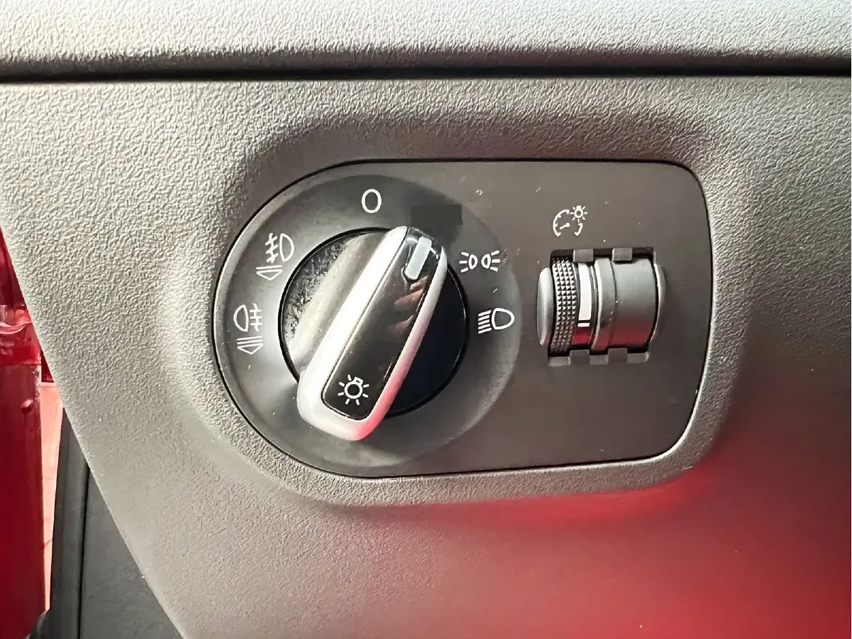 2011 Audi TTS 2.0T 272HP L4 6DCT,autocango,china used car exporter,china ev exporter,chinese used car exporter,chinese used ev exporter