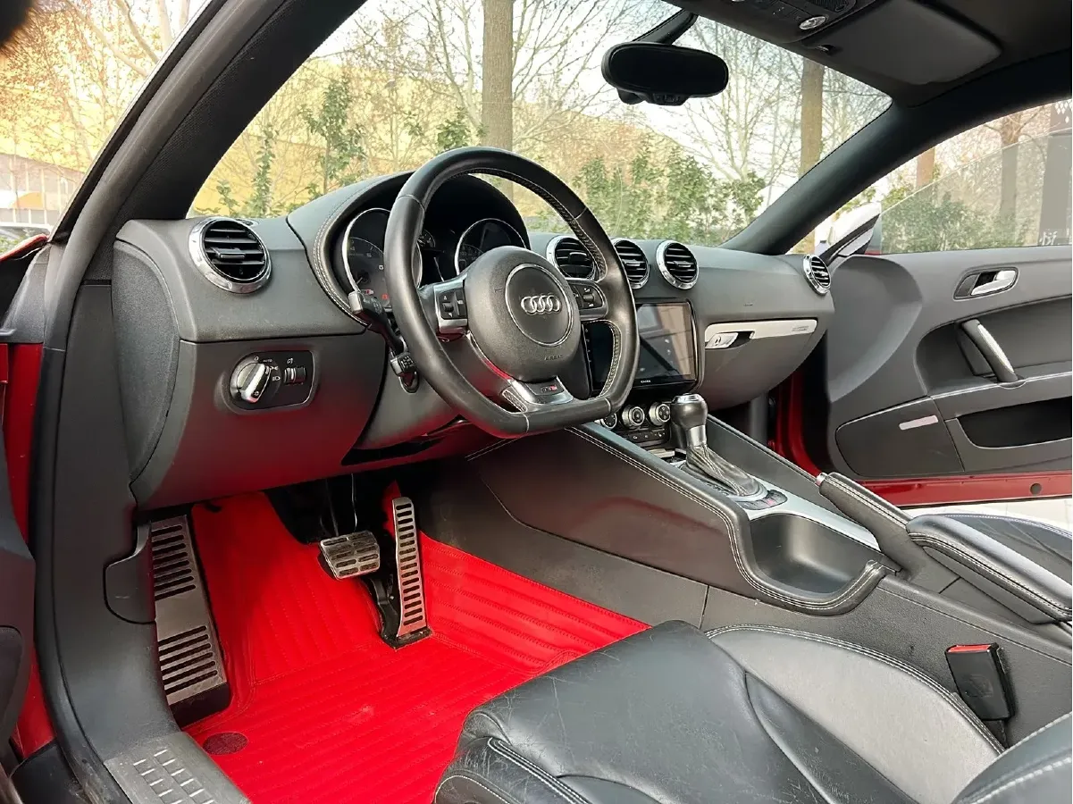 2011 Audi TTS 2.0T 272HP L4 6DCT,autocango,china used car exporter,china ev exporter,chinese used car exporter,chinese used ev exporter