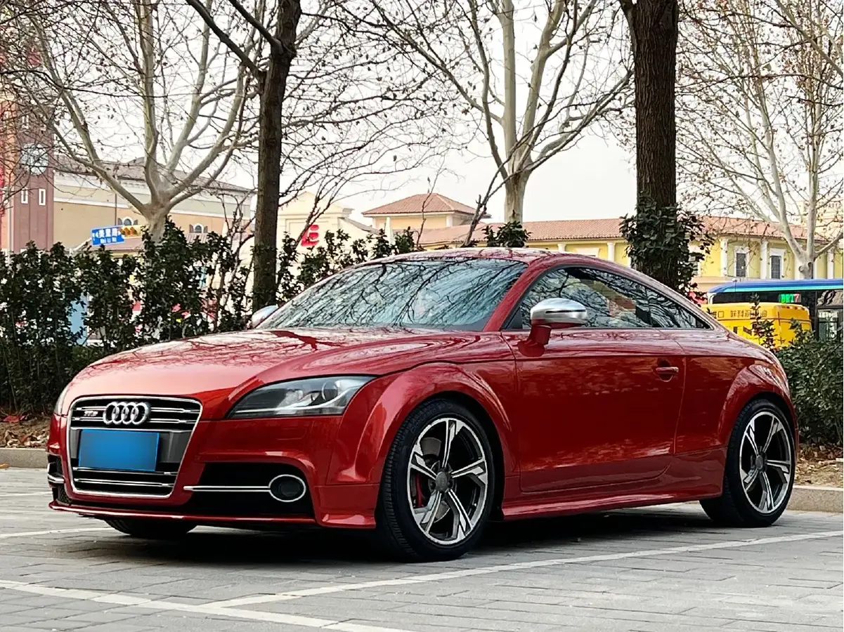2011 Audi TTS 2.0T 272HP L4 6DCT