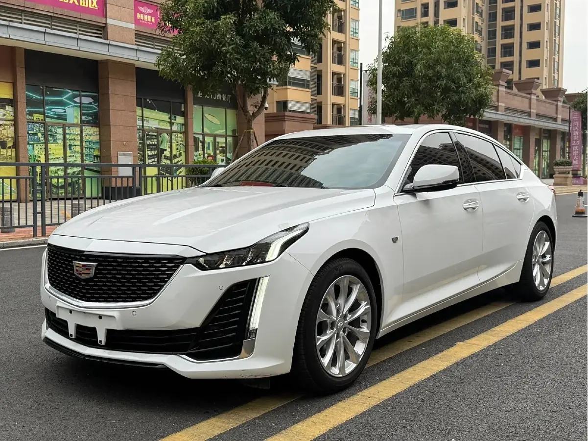 2021 Cadillac CT5 2.0T 237HP L4 10AT