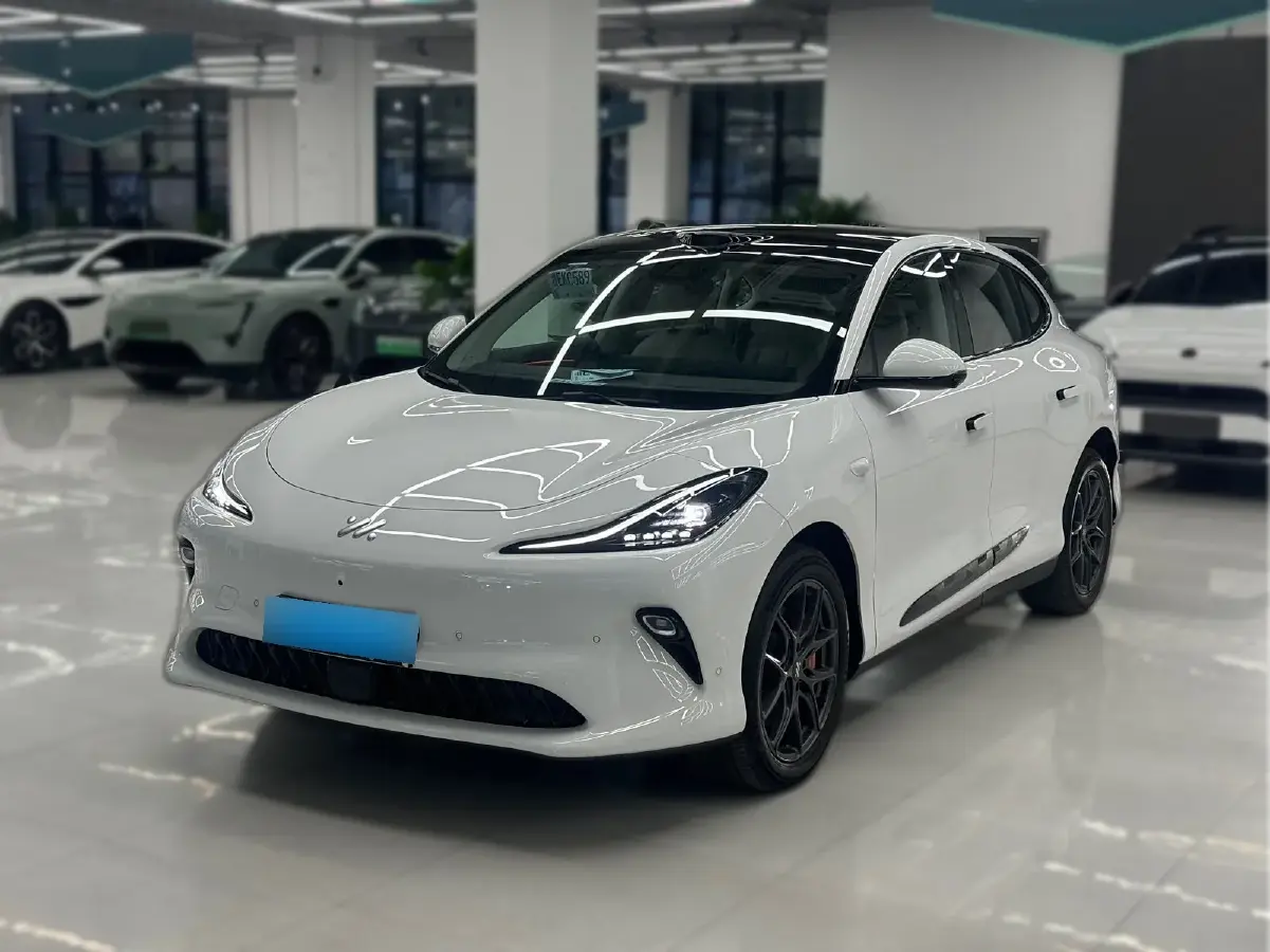 2025 IM LS6 BEV 75KWH