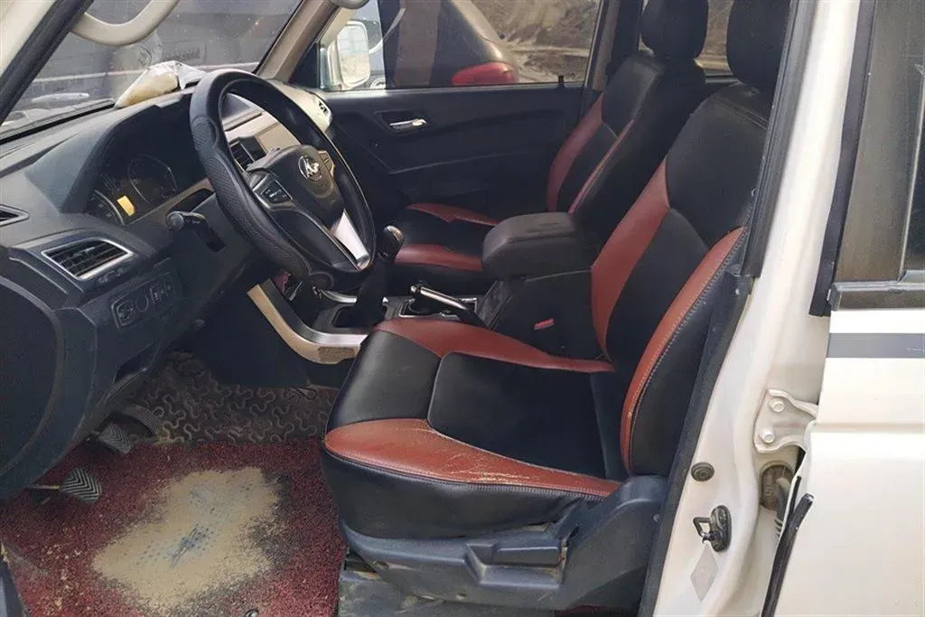 2015 Leopaard Q6 2.4L 147HP L4 5MT,autocango,china used car exporter,china ev exporter,chinese used car exporter,chinese used ev exporter