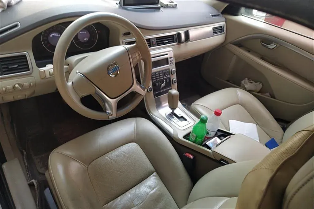 2011 Volvo S80L 2.0T 203HP L4 6DCT,autocango,china used car exporter,china ev exporter,chinese used car exporter,chinese used ev exporter