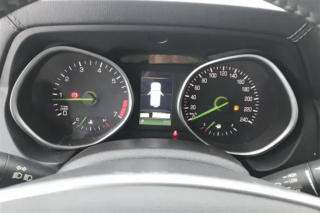 2016 BeiJing BJ80 2.3T 250HP L4 6AT,autocango,china used car exporter,china ev exporter,chinese used car exporter,chinese used ev exporter