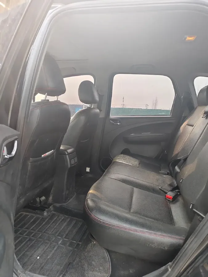 2013 DongFeng Forthing Joyear X5 1.6L 122HP L4 5MT,autocango,china used car exporter,china ev exporter,chinese used car exporter,chinese used ev exporter