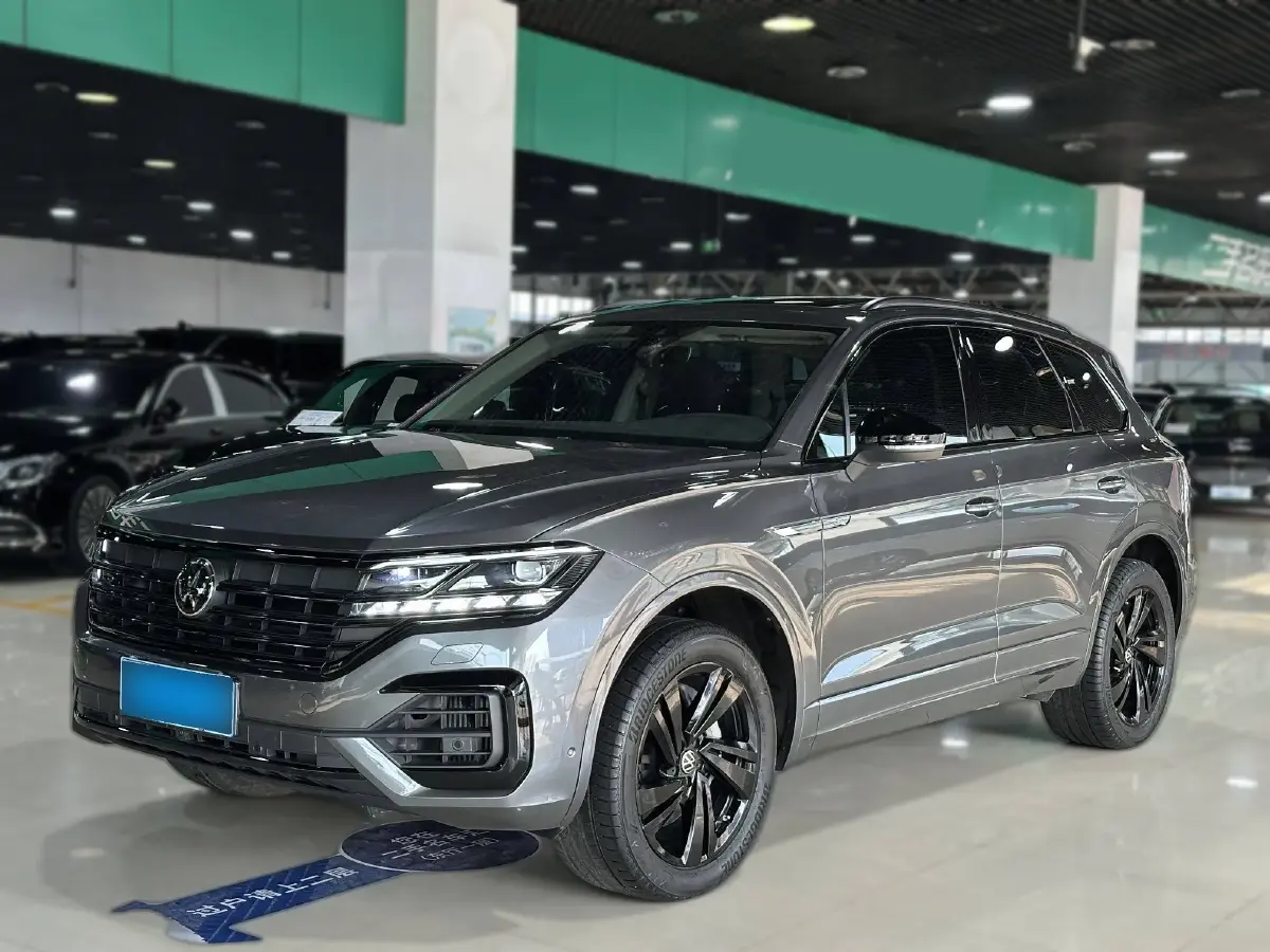 2022 Volkswagen Touareg 3.0T 340HP V6 8AT