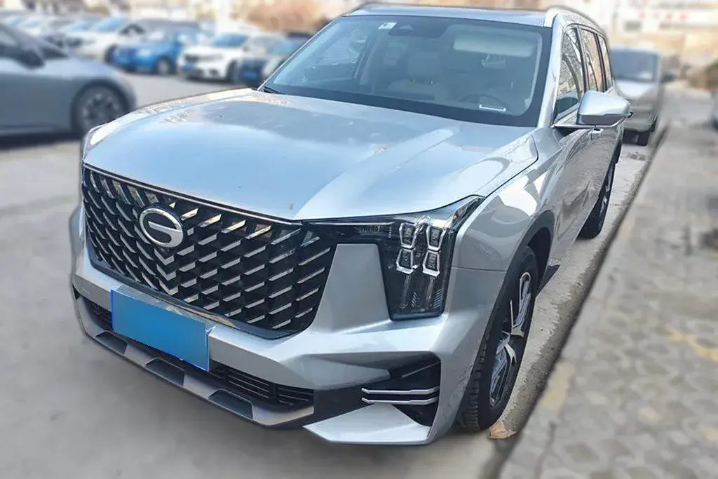 2022 GAC Trumpchi GS8 2.0T 252HP L4 8AT