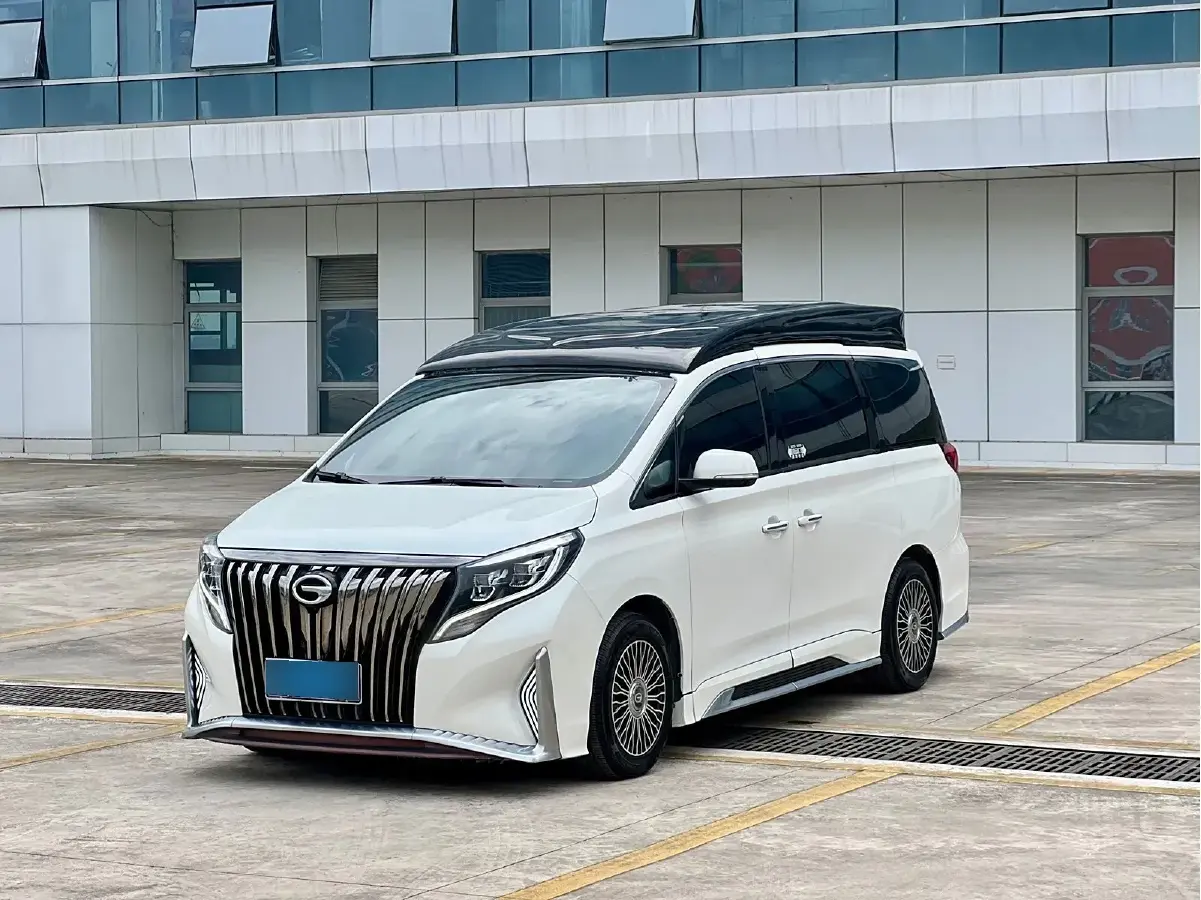 2021 GAC Trumpchi M8 2.0T 252HP L4 8AT