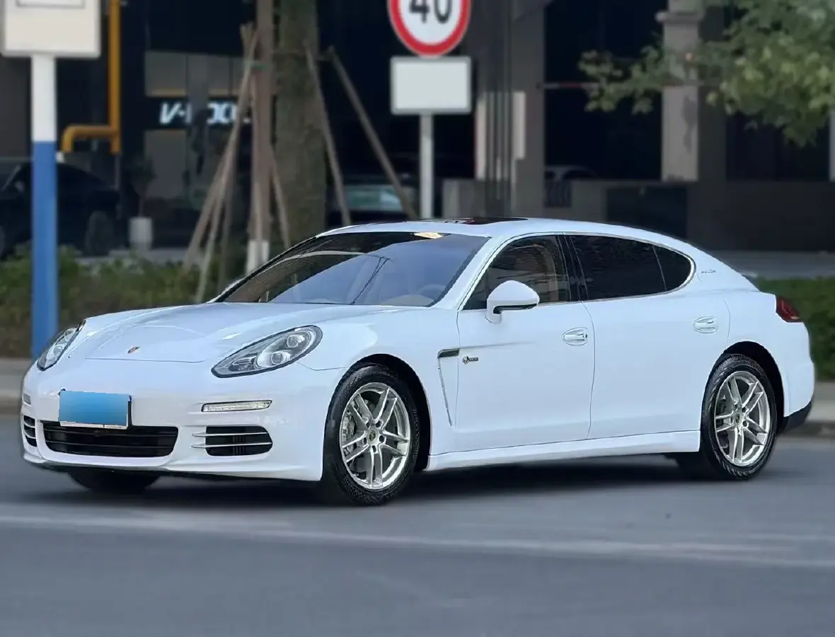 2014 Porsche Panamera 3.0T 320HP V6 7DCT
