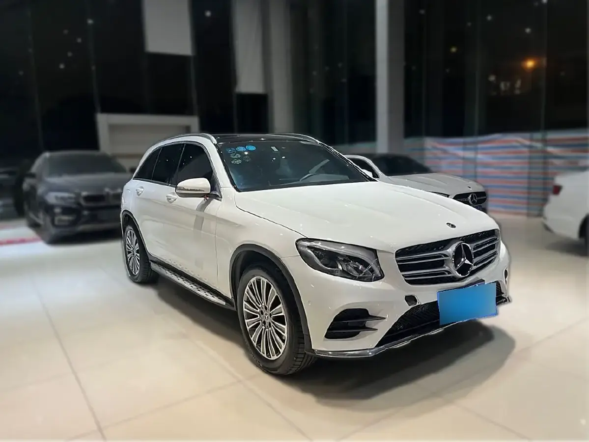2017 Mercedes-Benz GLC Class 2.0T 211HP L4 9AT