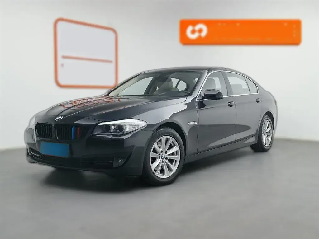 2012 BMW 5 Series 2.5L 177HP L6 8AT