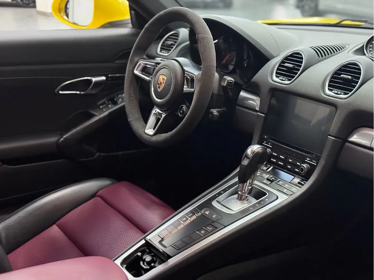 2016 Porsche 718 2.0T 250HP H4 7DCT,autocango,china used car exporter,china ev exporter,chinese used car exporter,chinese used ev exporter