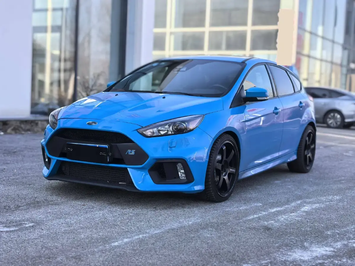 2016 Ford Focus 2.3T 350HP L4 6MT