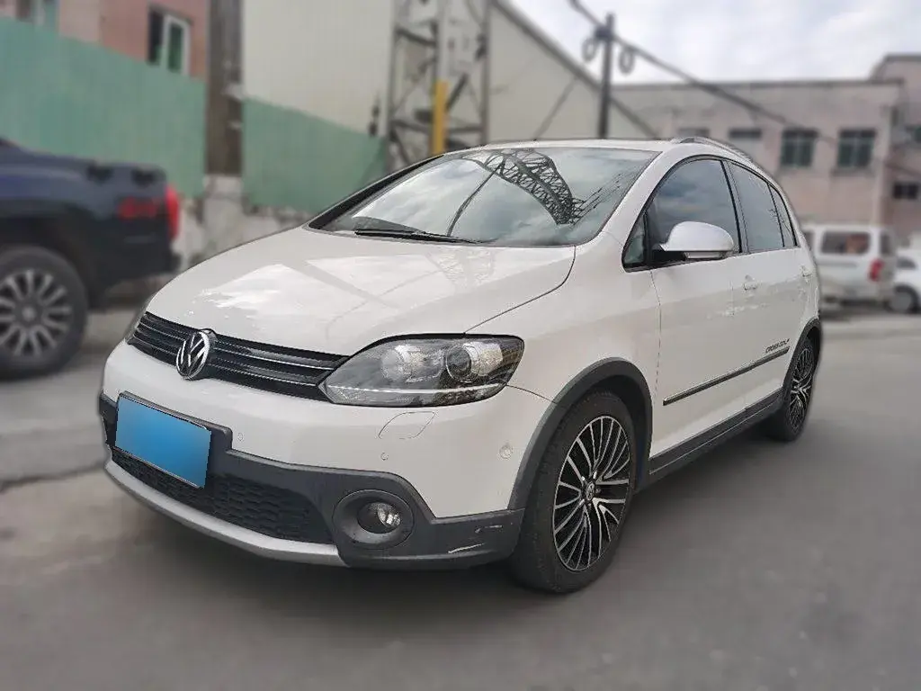 2011 Volkswagen Golf 1.4T 160HP L4 7DCT