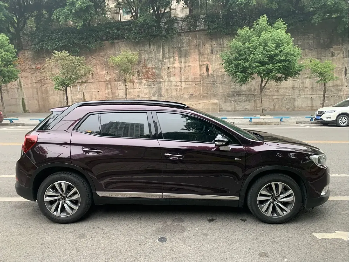 2017 DS 6 1.6T 167HP L4 6AT,autocango,china used car exporter,china ev exporter,chinese used car exporter,chinese used ev exporter