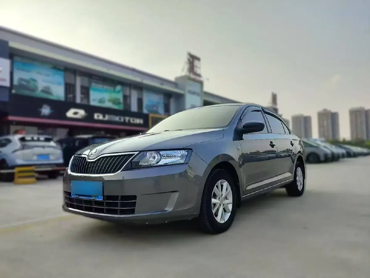 2016 Skoda Rapid 1.6L 110HP L4 6AT