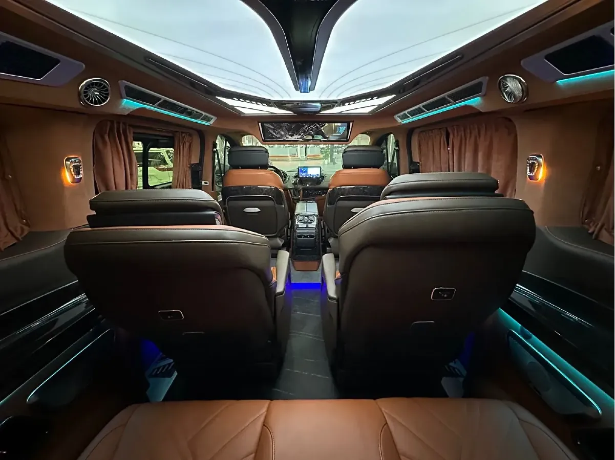 2023 JunTian HeiWuShi Youth 2.0T 220HP L4 9AT,autocango,china used car exporter,china ev exporter,chinese used car exporter,chinese used ev exporter