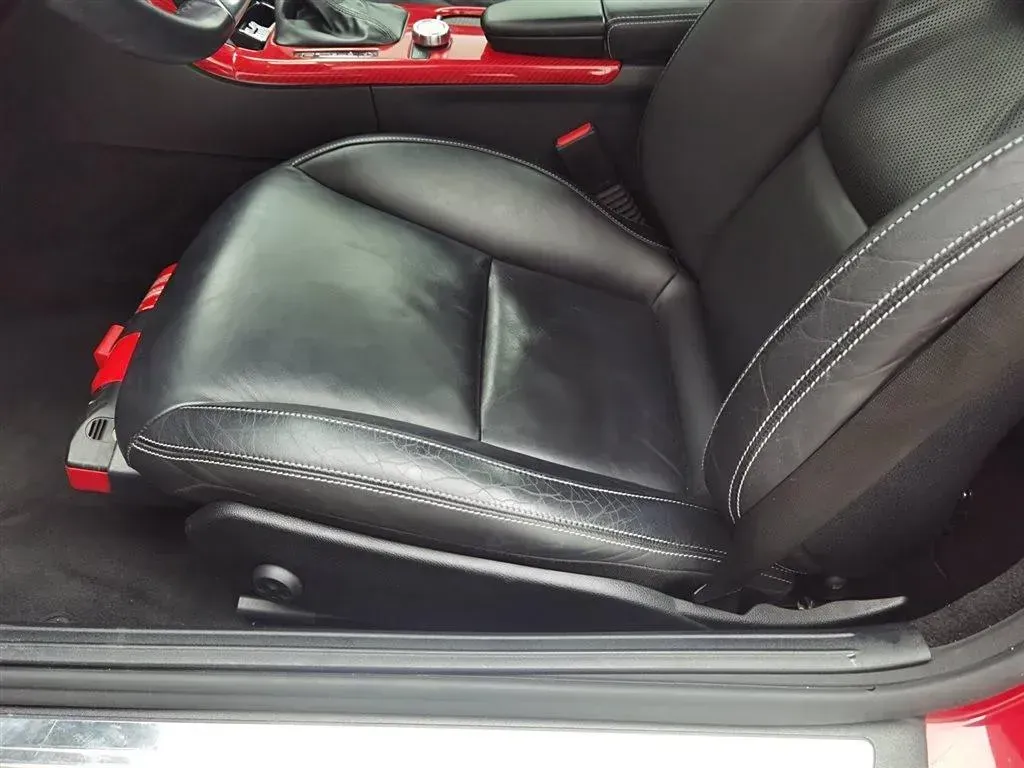 2011 Mercedes-Benz SLK Class 1.8T 184HP L4 7AT,autocango,china used car exporter,china ev exporter,chinese used car exporter,chinese used ev exporter