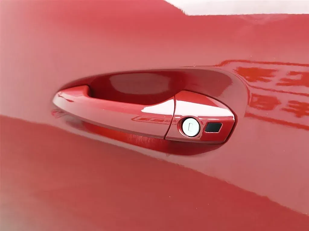 2011 Mercedes-Benz SLK Class 1.8T 184HP L4 7AT,autocango,china used car exporter,china ev exporter,chinese used car exporter,chinese used ev exporter