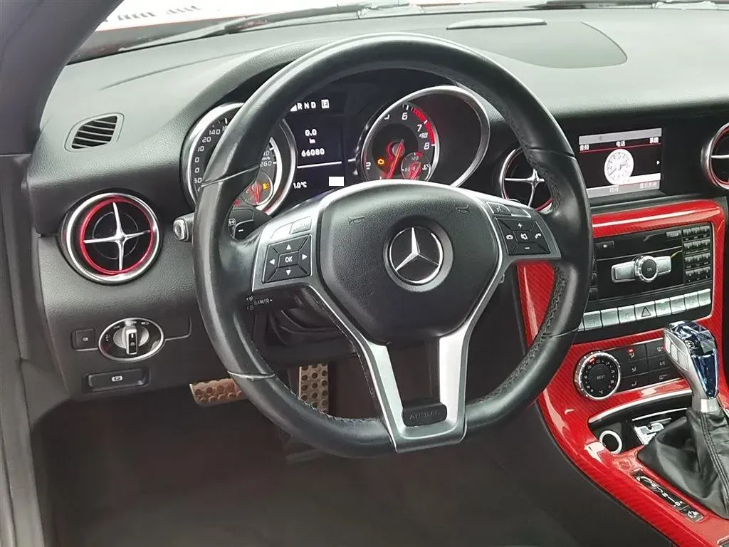 2011 Mercedes-Benz SLK Class 1.8T 184HP L4 7AT,autocango,china used car exporter,china ev exporter,chinese used car exporter,chinese used ev exporter