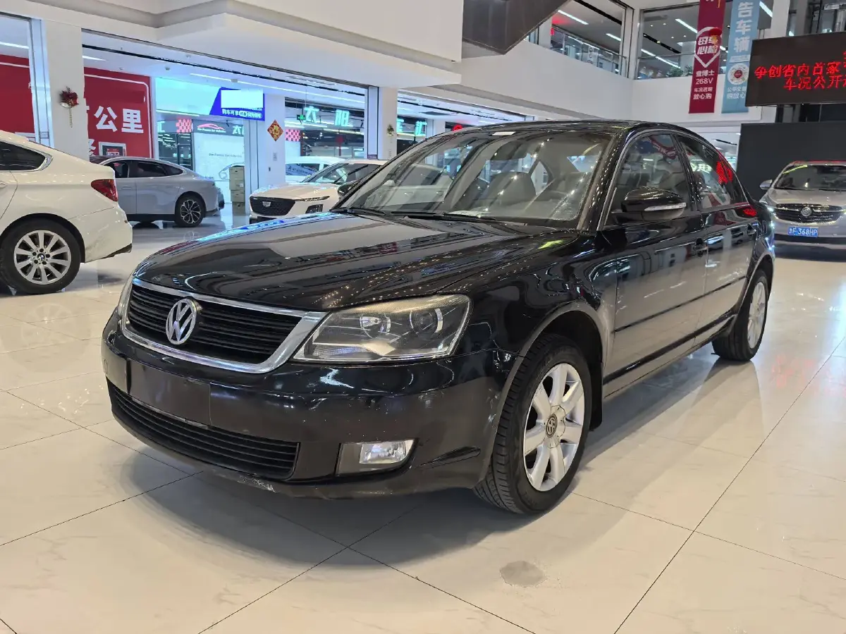 2011 Volkswagen Passat 1.8T 163HP L4 5MT