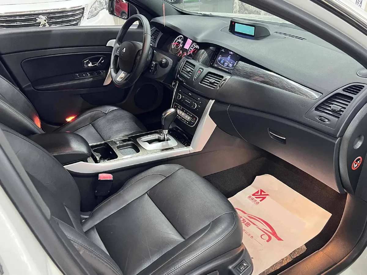 2015 Renault Latitude 2.0L 139HP L4 CVT,autocango,china used car exporter,china ev exporter,chinese used car exporter,chinese used ev exporter