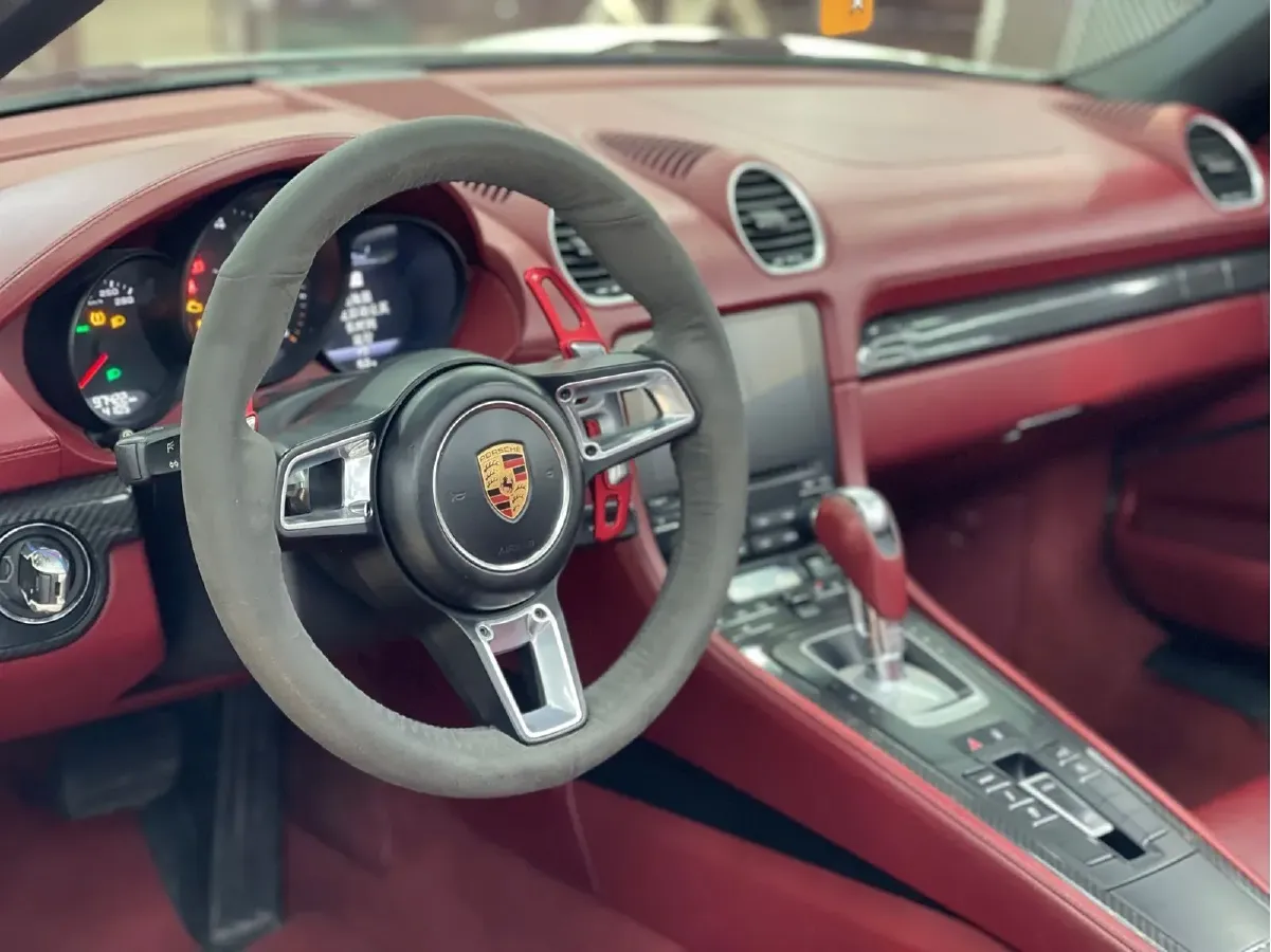 2016 Porsche 718 2.0T 250HP H4 7DCT,autocango,china used car exporter,china ev exporter,chinese used car exporter,chinese used ev exporter