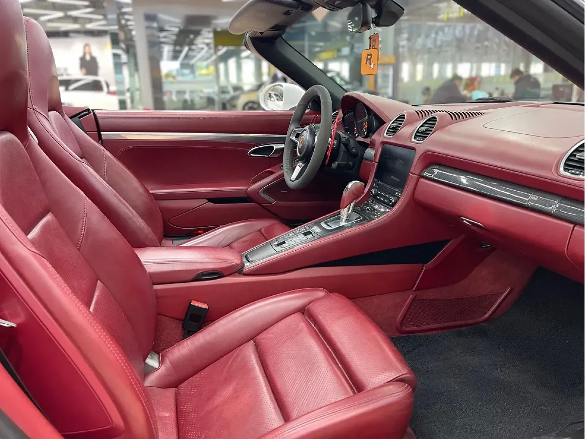 2016 Porsche 718 2.0T 250HP H4 7DCT,autocango,china used car exporter,china ev exporter,chinese used car exporter,chinese used ev exporter